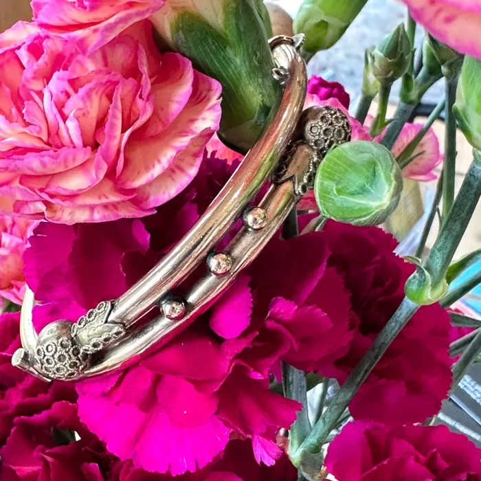 ONeills Estate Jewelry PreStyled Sets Yellow Gold Filled Victorian Bangle 46600068 69 ONeills Estate Jewelry PreStyled Sets Yellow Gold Filled Victorian Bangle 46600068 69