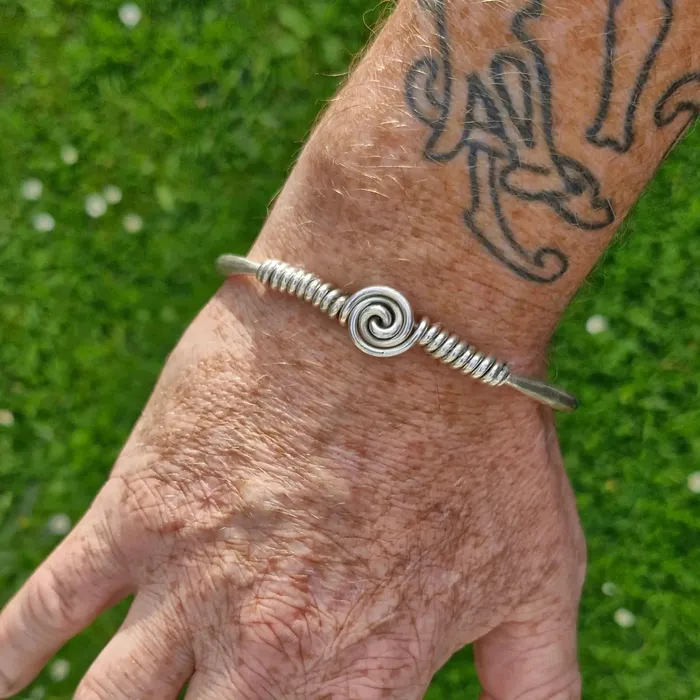 Spiral Armring in Sterling Silver Valhallas silver Rings