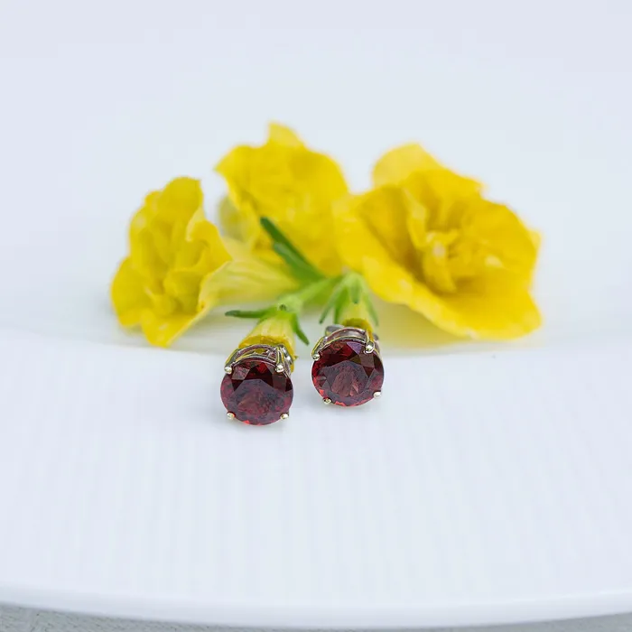 Anthill Garnet Stud Earrings 14K Gold AlbrechtJewellery Earrings
