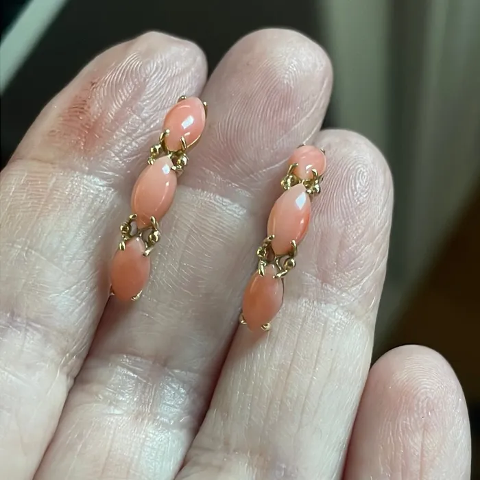Coral Hoop Earrings 14k Gold Vintage Vintage Paris Jewelry Earrings Coral Hoop Earrings 14k Gold Vintage Vintage Paris Jewelry Earrings