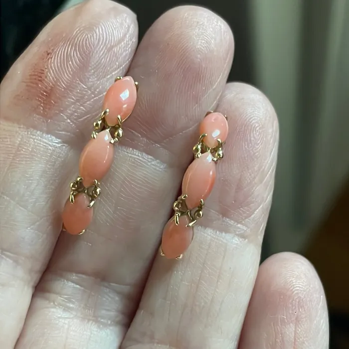 Coral Hoop Earrings 14k Gold Vintage Vintage Paris Jewelry Earrings Coral Hoop Earrings 14k Gold Vintage Vintage Paris Jewelry Earrings