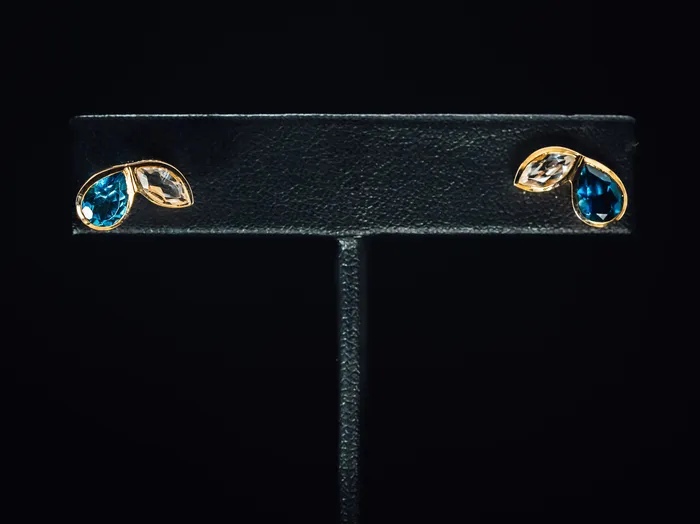Earrings 14k Yellow Gold Blue Topaz and White Topaz Earrings Northwest Distributors Earrings 14k Yellow Gold Blue Topaz and White Topaz Earrings Northwest Distributors