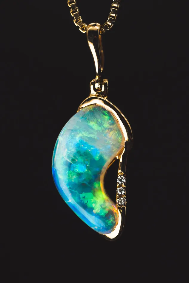 Hung Ngan Jewellery LTD PreStyled Sets 18k Yellow Gold Opal and Diamond Pendant Hung Ngan Jewellery LTD PreStyled Sets 18k Yellow Gold Opal and Diamond Pendant