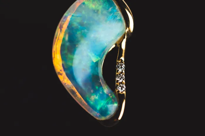 Hung Ngan Jewellery LTD PreStyled Sets 18k Yellow Gold Opal and Diamond Pendant