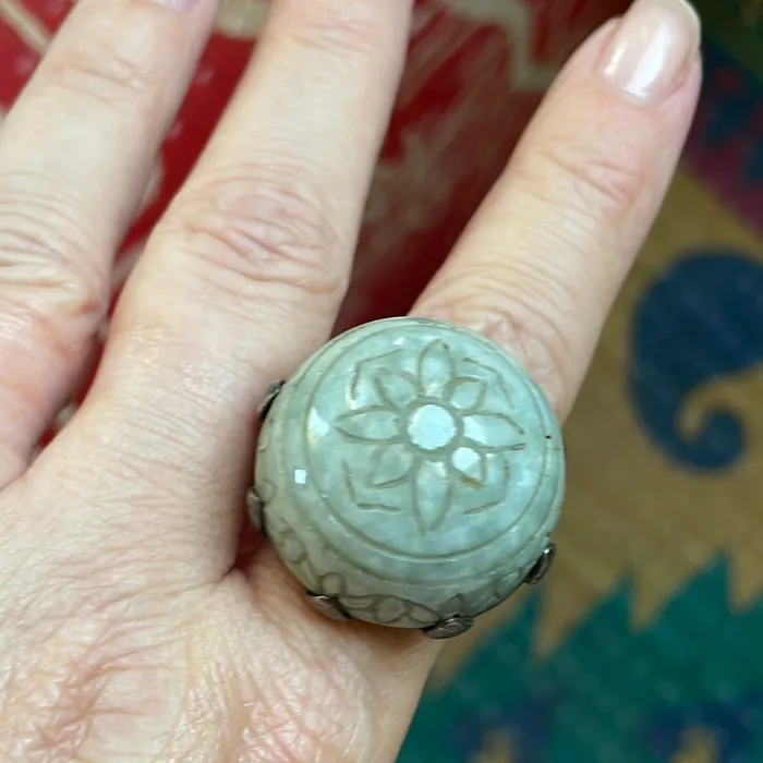 Love Vintage Paris Rings Carved Jade Dome Ring Sterling Silver Vintage