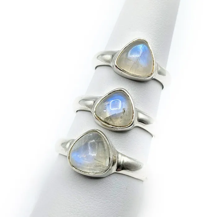 Moonstone TriRound Ring 4g SK5753 Bliss Crystals Rings