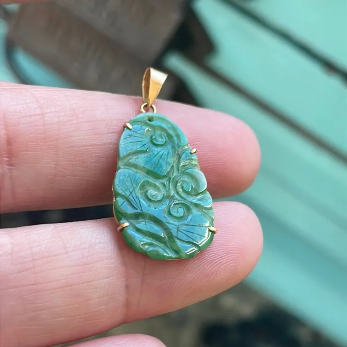 Vintage Paris Jewelry PreStyled Sets Carved Jade Pendant 14k Gold Vintage