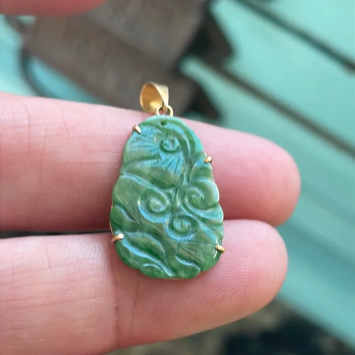 Vintage Paris Jewelry PreStyled Sets Carved Jade Pendant 14k Gold Vintage Vintage Paris Jewelry PreStyled Sets Carved Jade Pendant 14k Gold Vintage