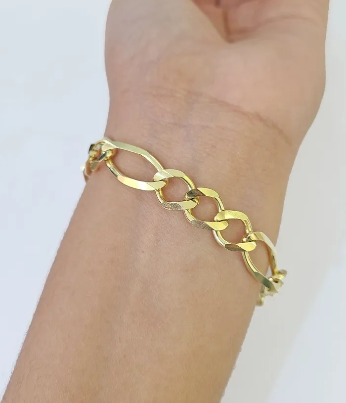 Bracelets Real 14k Yellow Gold Figaro link Bracelet 9mm 8 Inch Men women Diamond Cut Gold and Diamond