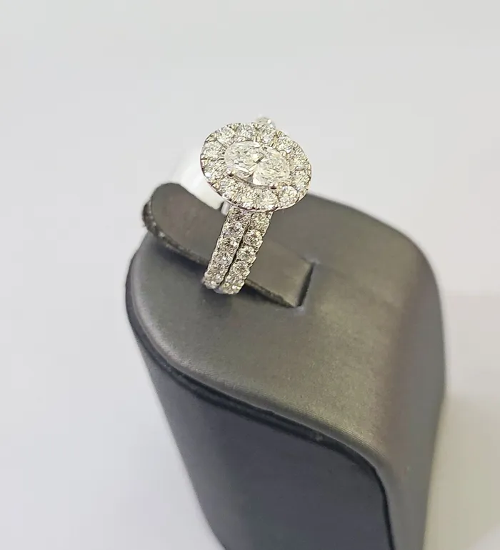 Gold and Diamond Rings REAL 14k White Gold Diamond Ring Oval Shaped Ladies Wedding Engagement