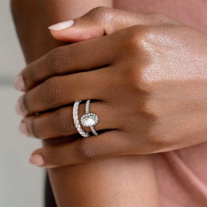 Rings WeiZi Wuzhou Oval Cut Moissanite Diamond Paved Halo Ring for Women