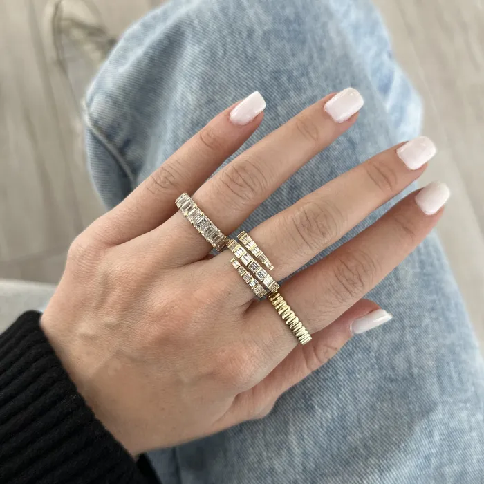 Alev Collection Rings Baguette Swirl Ring