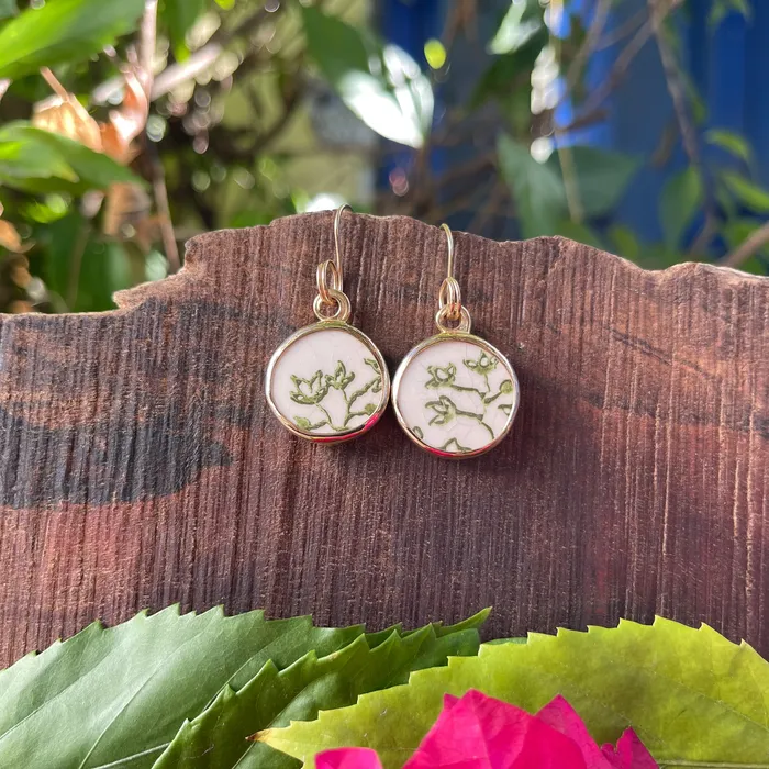 Jade Bloom 14k Gold Earrings Round Crucian Gold Earrings