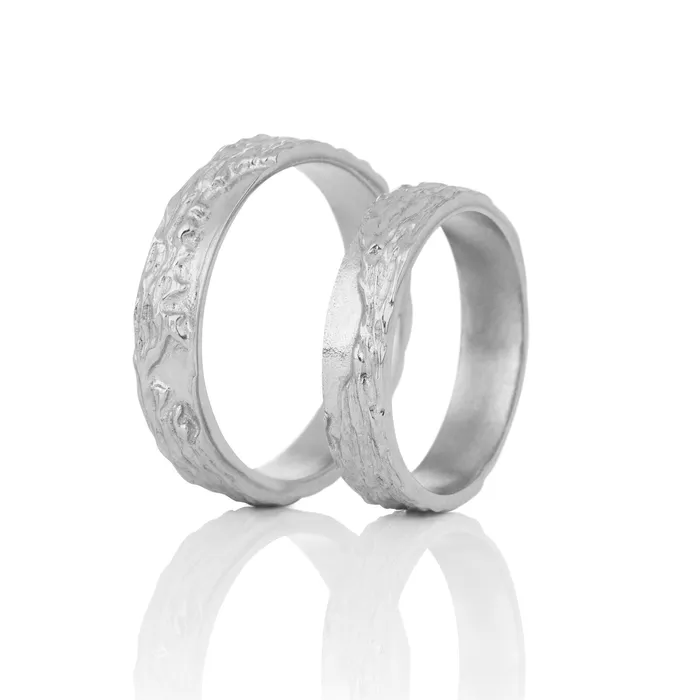 AURUM by Gubjrg Rings Mens wedding ring MAGMA