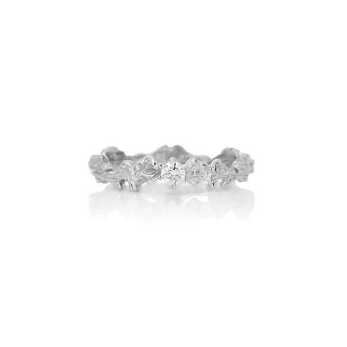 AURUM by Gubjrg Rings Womens diamond ring ERIKA