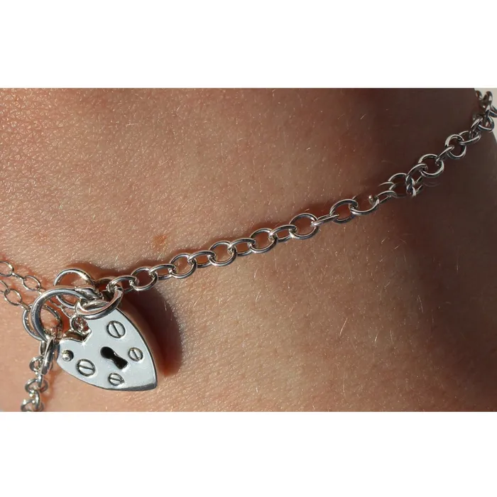 Bracelets Erosmoon VINTAGE STYLE HEART PADLOCK CLASP BRACELET AND CHAIN STERLING SILVER Bracelets Erosmoon VINTAGE STYLE HEART PADLOCK CLASP BRACELET AND CHAIN STERLING SILVER