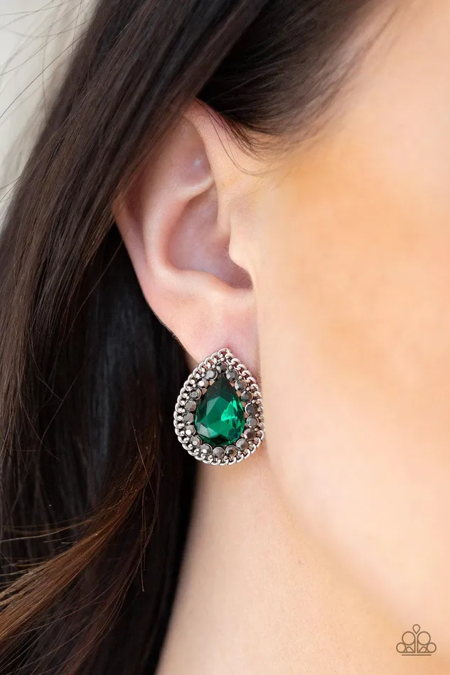 Earrings Debutante Debut Green Earrings Jewelry by Bretta Paparazzi Accessories Earrings Debutante Debut Green Earrings Jewelry by Bretta Paparazzi Accessories